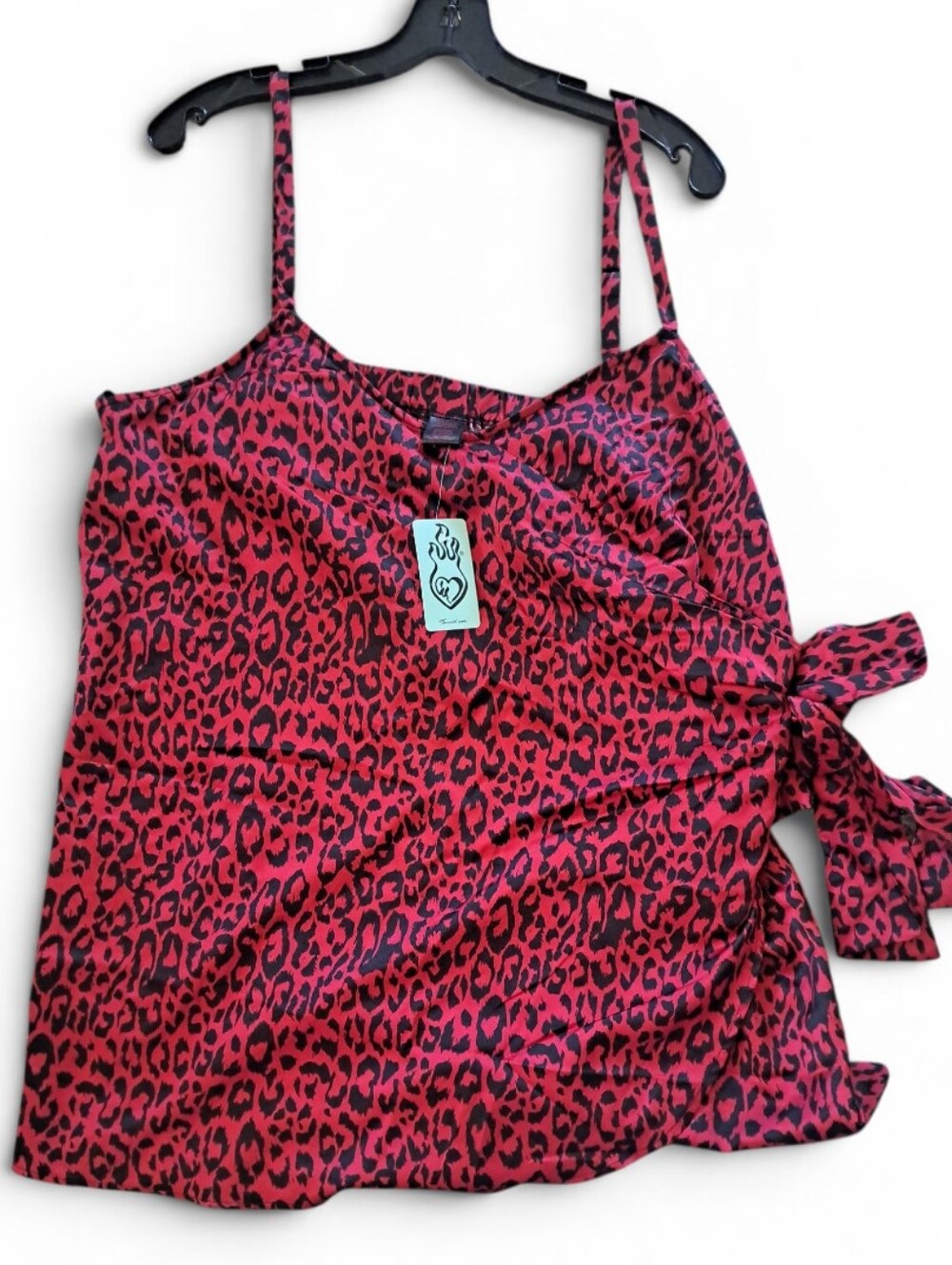 #062 Torrid 2 Red Leopard Print Wrap Camisole Top - Picture 2 of 4